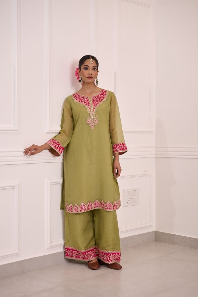 Olive Green Kurta Set with Contrast Pink Embroidery & Dupatta