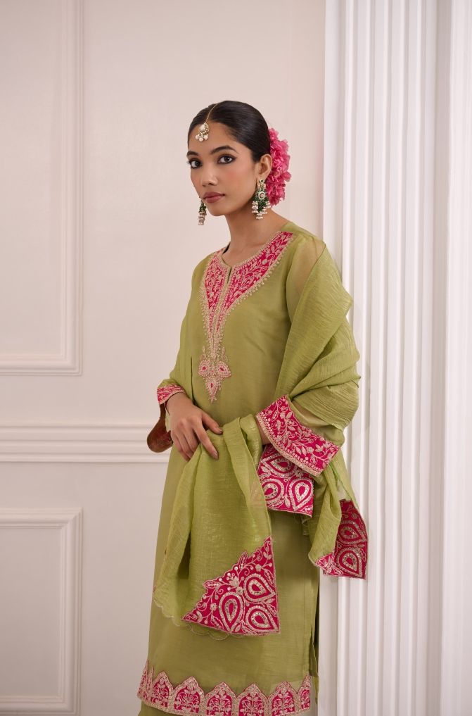 Olive Green Kurta Set with Contrast Pink Embroidery & Dupatta