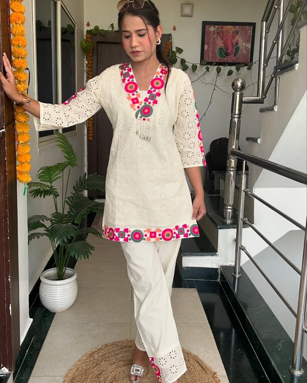 Ivory Mul Cotton Kurta Set with Pop Embroidery